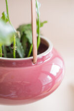 osłonka ceramiczna OVAL na rzemyku (ciemny róż) - obrazek 2