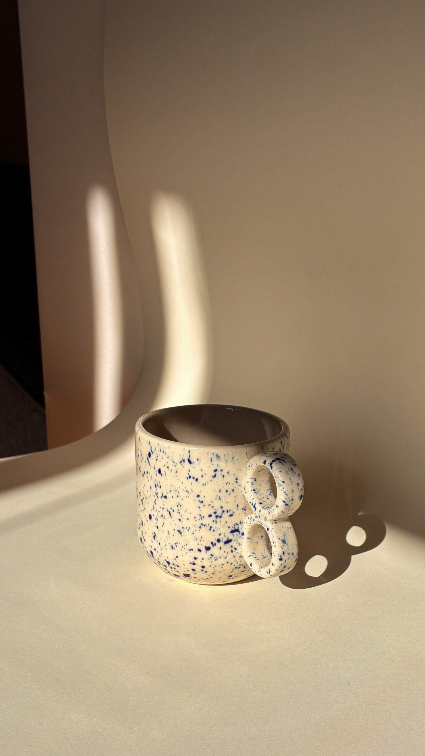 KUBEK (330ml) ciapki kobaltowe