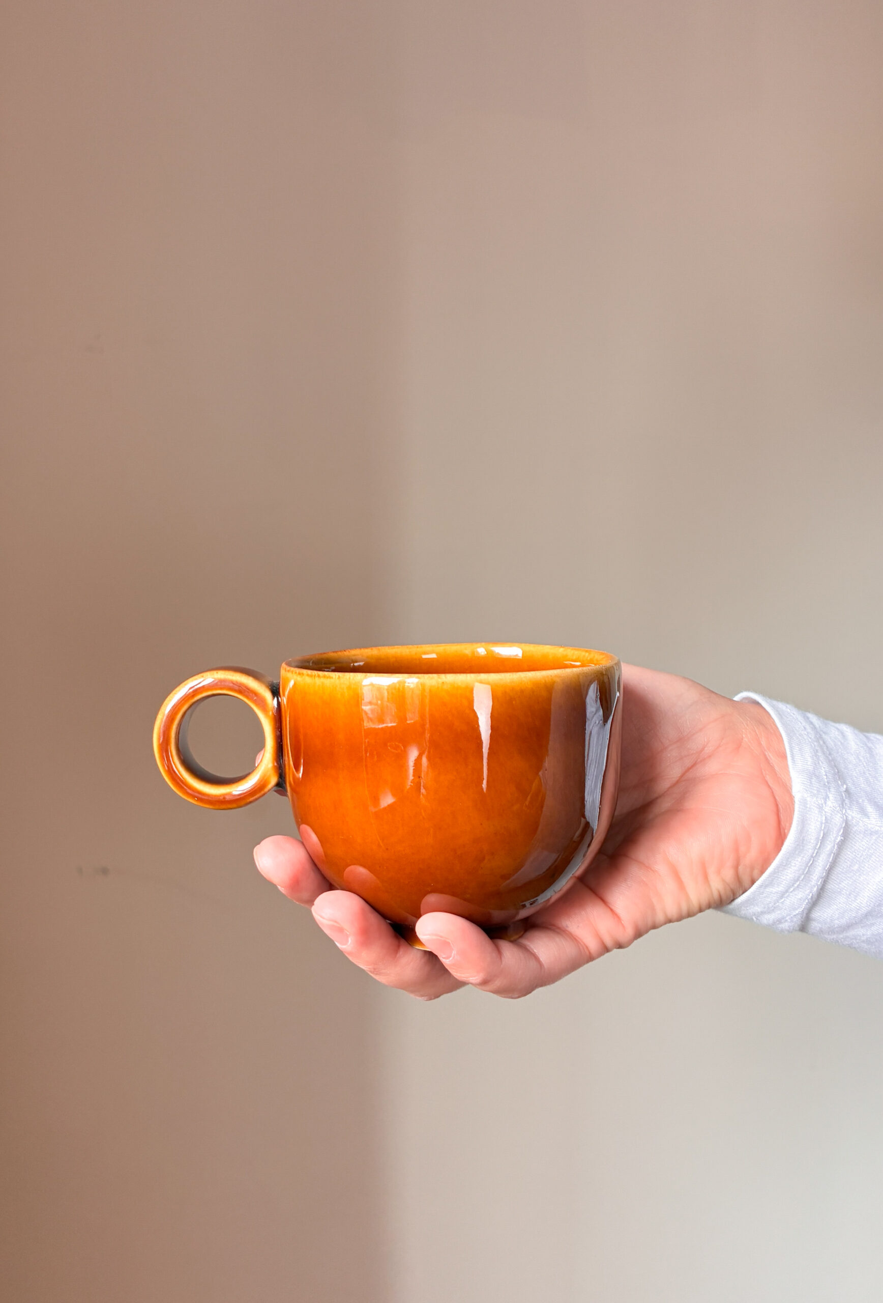 filiżanka 220 ml z uchem (jasny miód)