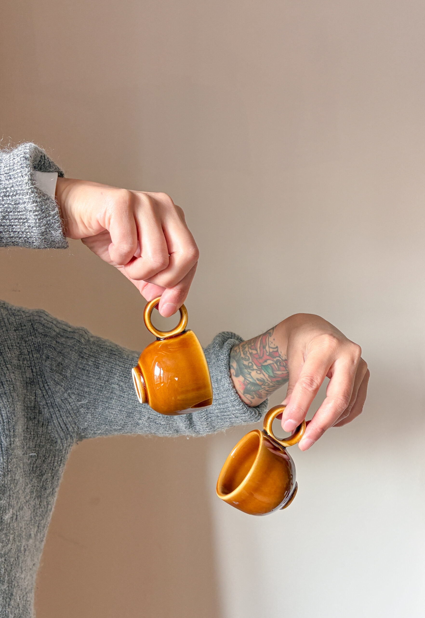 filiżanka do espresso z uchem 60 ml (miód jasny)