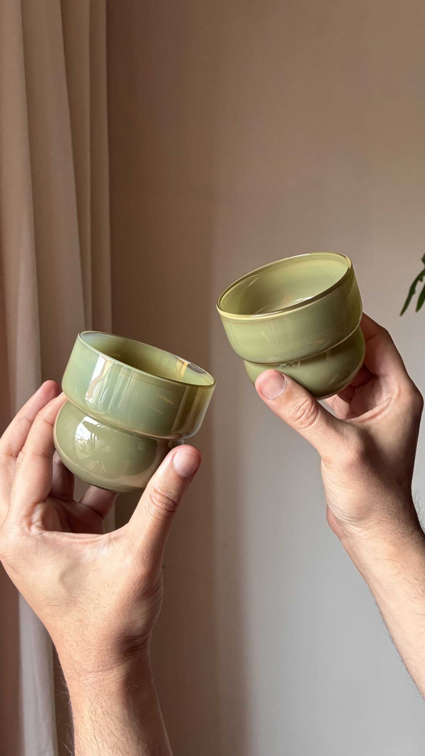 SZKLANKI RUNO REGULAR (2szt.) oliwka