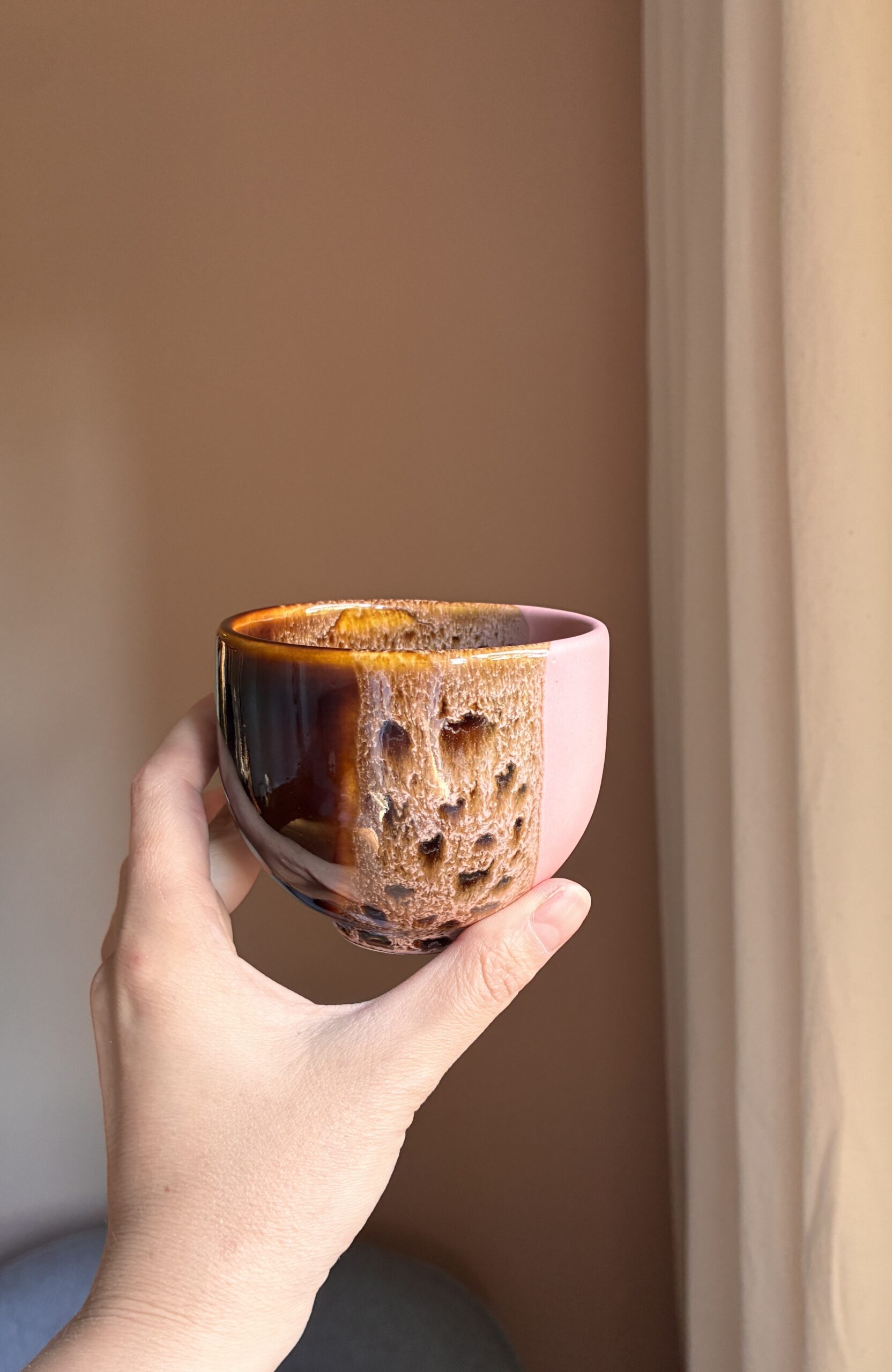 czarka na herbatę 220ml ( różowa pantera )